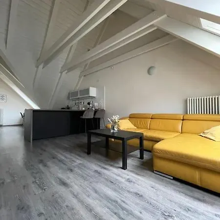 V Podkrovi Maly Pariz Apartment