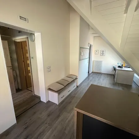 아파트 V Podkrovi Maly Pariz 트르나바