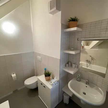 V Podkrovi Maly Pariz Trnava