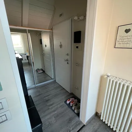 V Podkrovi Maly Pariz 아파트